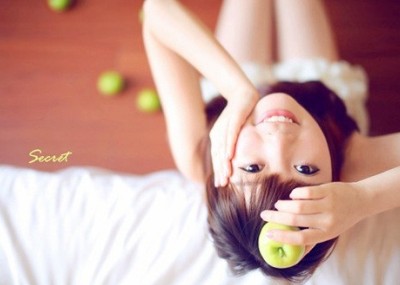 女生心情说说:能冲刷一切的除了眼泪,就是时间1