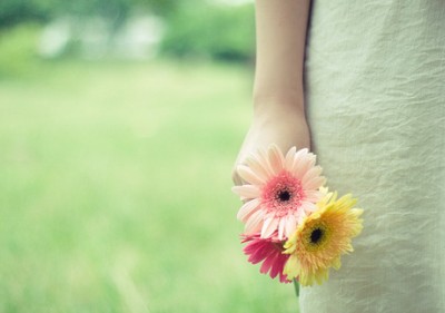 微信心情:有时候,我们一瞬间失去的东西,就是永恒