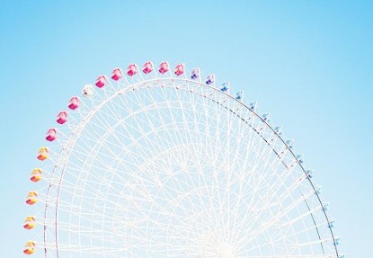 唯美的句子:为你擦干眼泪的人,才是最后和你相守的人