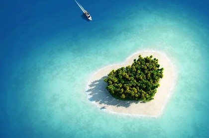 伤感爱情语句:爱情从来没有离开过,只是我记得你忘了