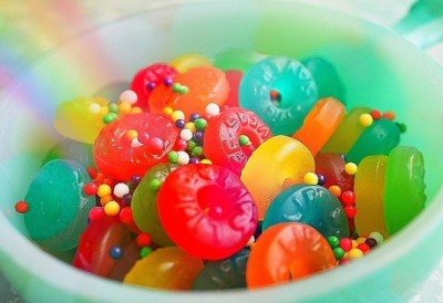 有意思的空间说说:每天醒来的第一件事就是,想睡觉